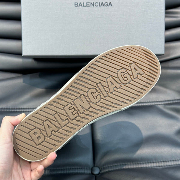 Balenciaga shoes Style 074 - side profile detail