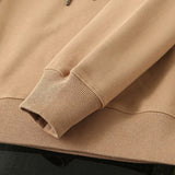 Styling view of Burberry luxury piece style No.046