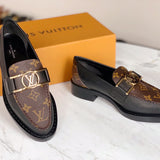 Back view of Louis Vuitton luxury piece style No.049