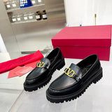 Front view of Valentino Garavani luxury piece style No.212