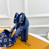 Louis Vuitton shoes Style 386 - texture and material detail (alternate angle)