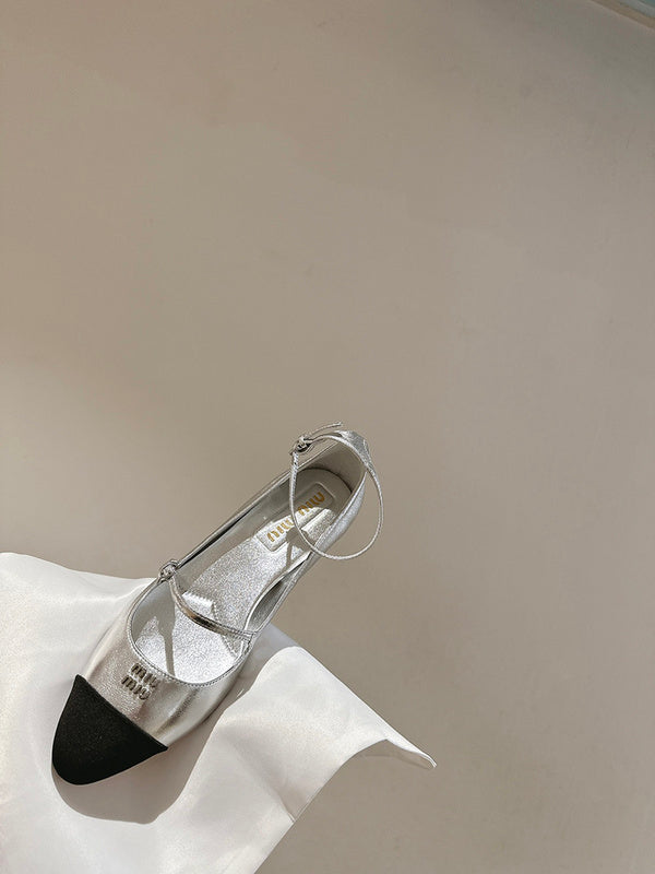 Three-quarter angle view of Miu Miu luxury piece style No.092