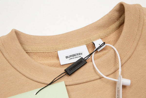 Three-quarter angle view of Burberry luxury piece style No.562