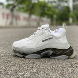 Balenciaga shoes Style 387 - true-to-life color detail