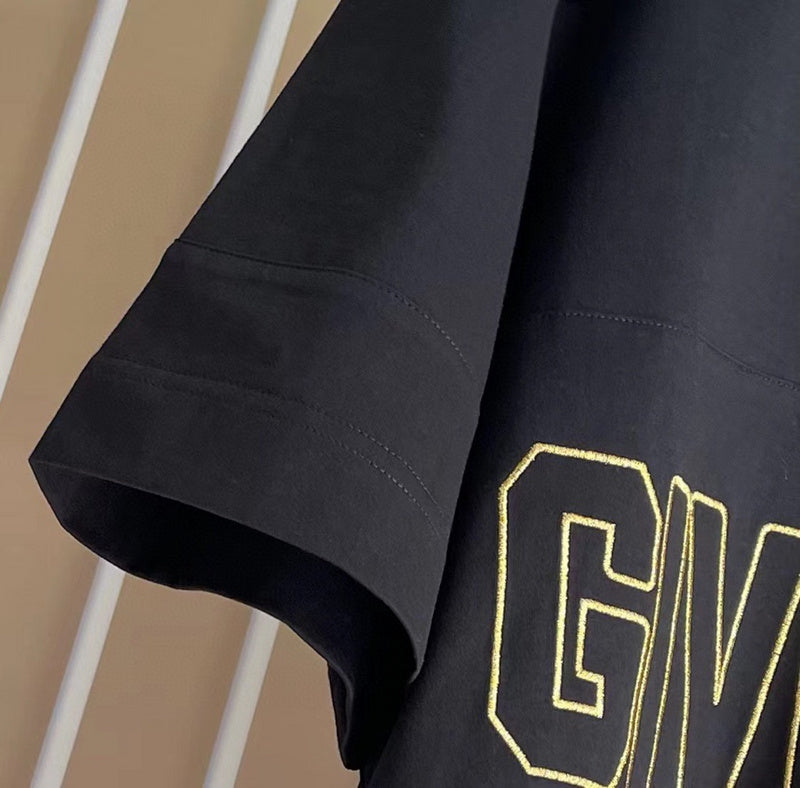 Styling view of Givenchy luxury piece style No.164