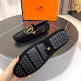 Hermes shoes Style 039 - top view showing design
