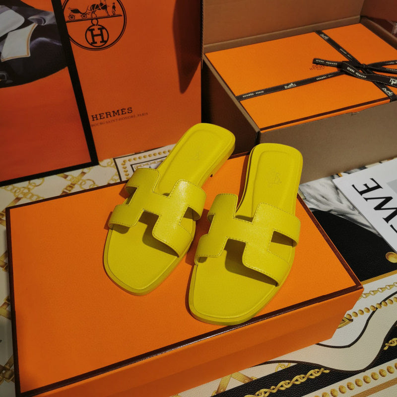 Hermes sandals Style 062 - packaging and accessories