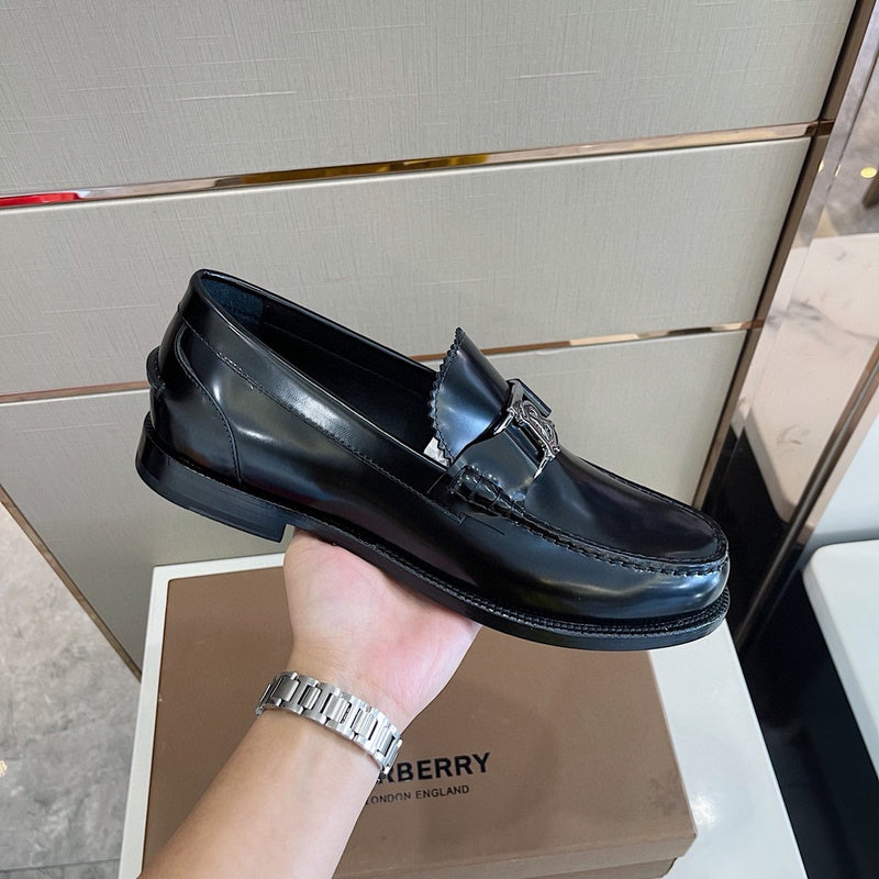 Burberry shoes Style 131 - back heel detail