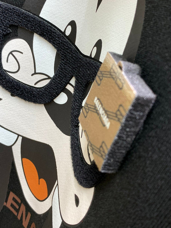 Texture and finish detail of Balenciaga luxury piece style No.531
