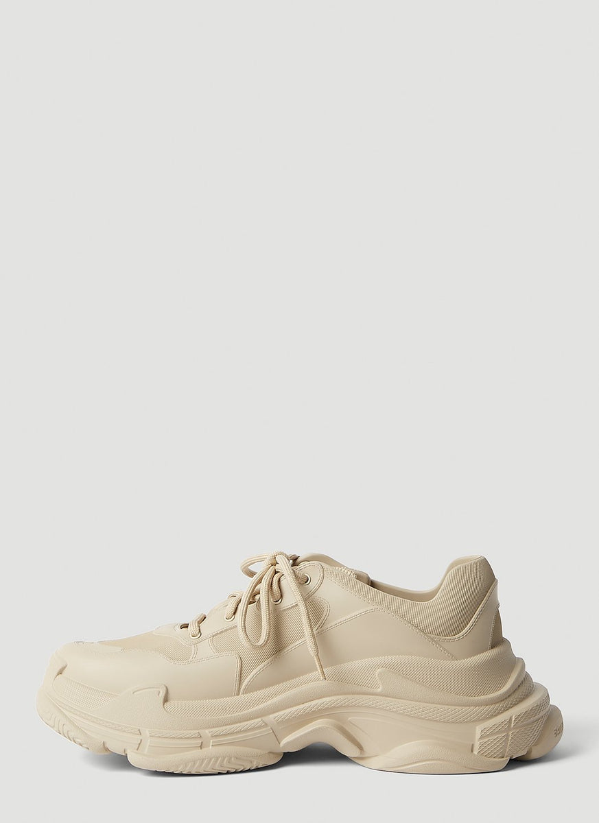 Balenciaga athletic side profile designer luxury fashion
