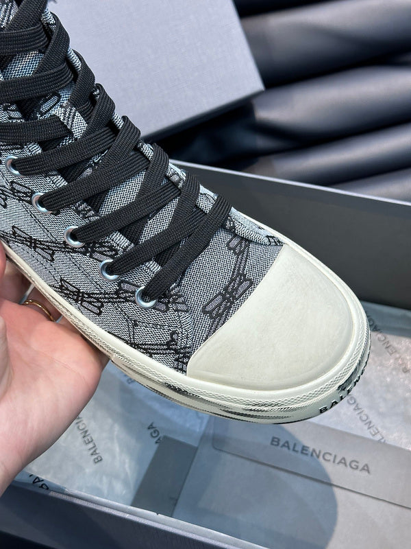 Balenciaga shoes Style 079 - angled studio shot