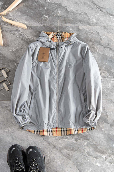 Side profile view of Burberry luxury piece style No.484