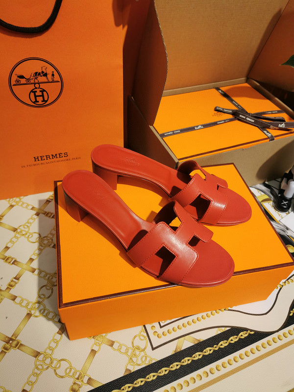Hermès Grey Ankle Strap Sandals - Angled View
