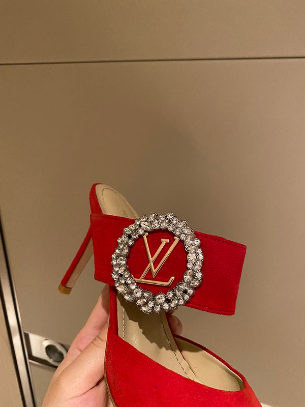 Louis Vuitton Nude Slingback Heels - Toe Detail View