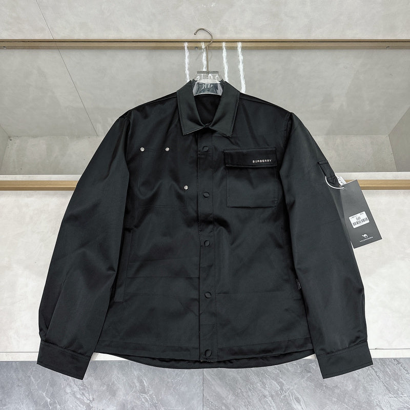 Side profile view of Burberry luxury piece style No.480