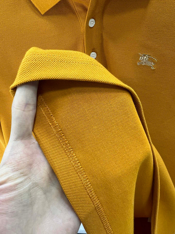 Front view of Burberry luxury piece style No.402