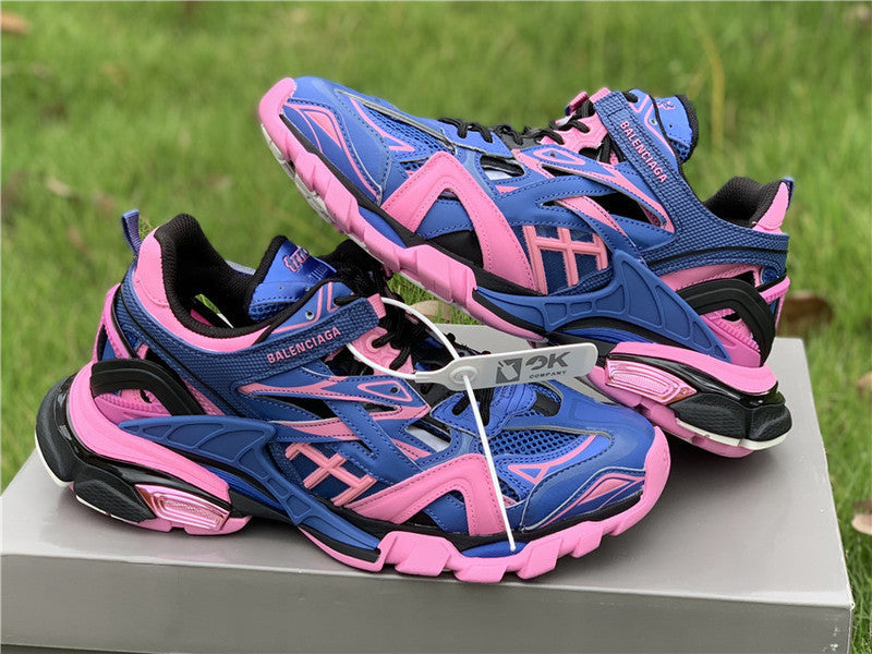 Balenciaga shoes Style 403 - top view showing design