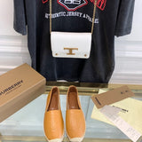 Burberry shoes Style 211 - logo and branding close-up