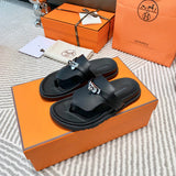 Hermès Black Gladiator Sandals - Toe Detail View
