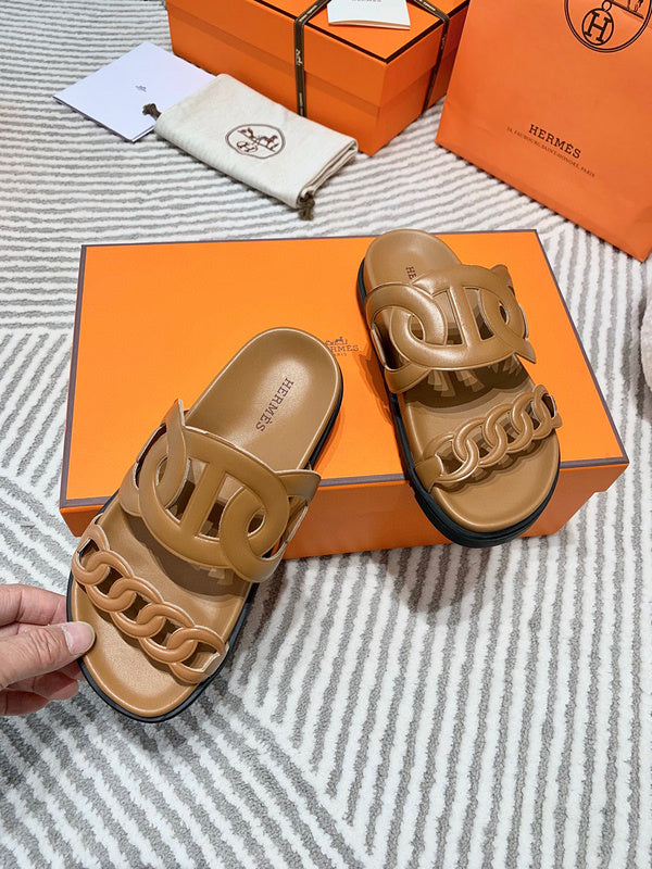 Hermes sandals Style 212 - back heel detail