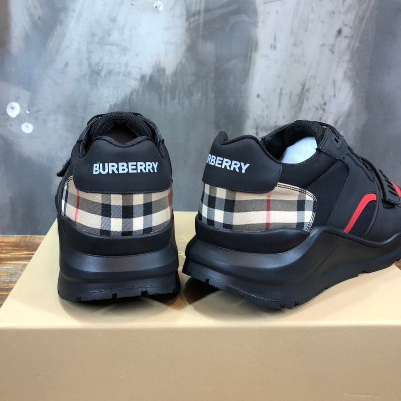 Burberry shoes Style 354 - back heel detail