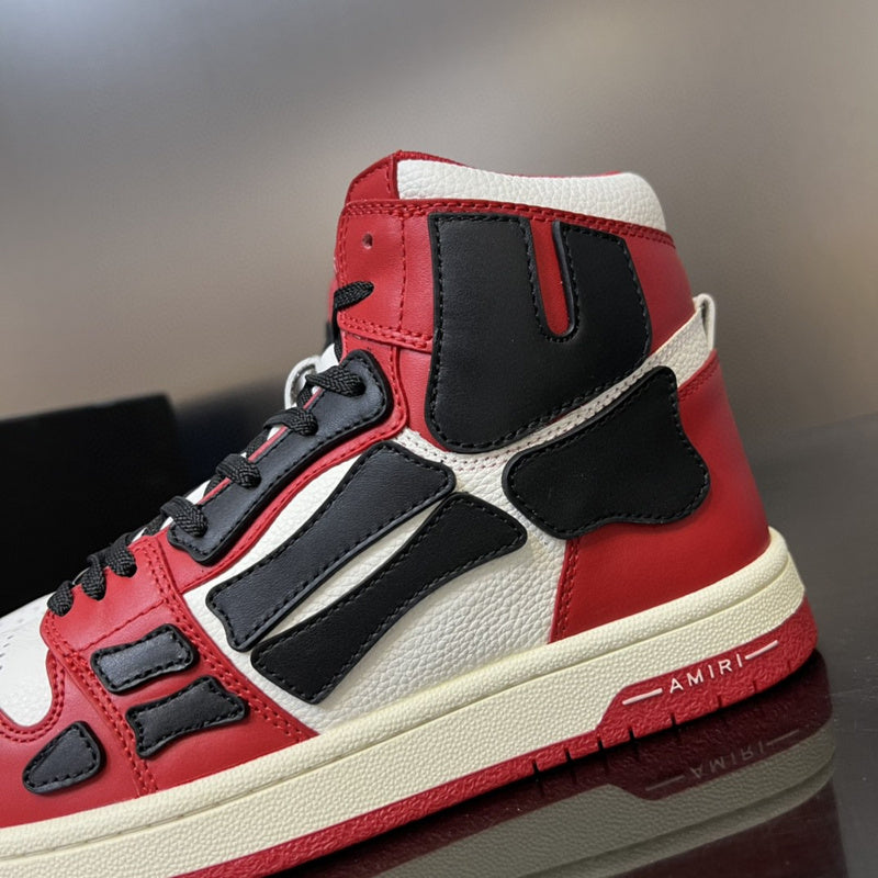Three-quarter angle view of Amiri luxury piece style No.155
