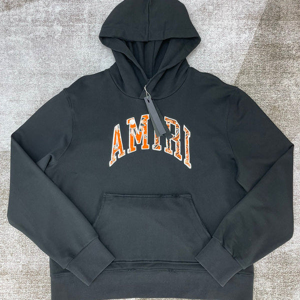 Front view of Amiri luxury piece style No.047