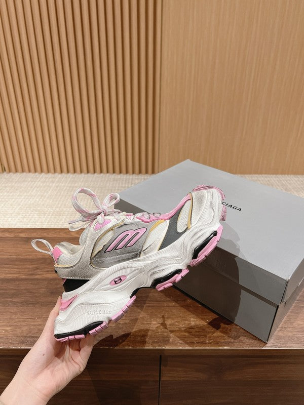 Balenciaga Beige Low-Top Sneakers - Side Profile View