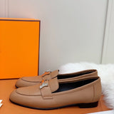 Hermès Tan Pointed-Toe Stiletto Heels - Side Profile View