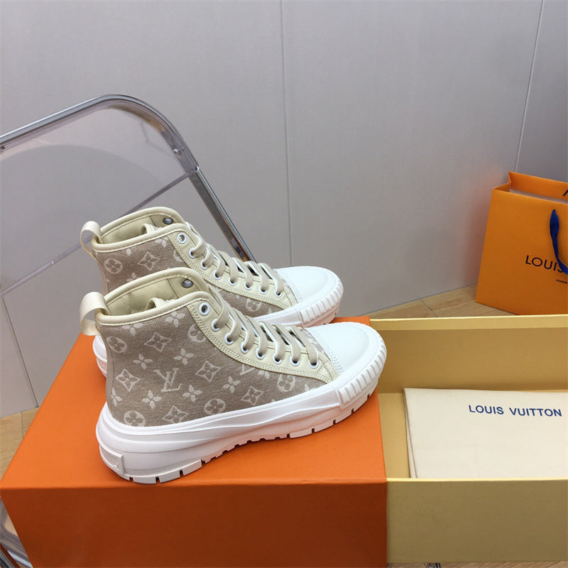 Louis Vuitton shoes Style 269 - sole and craftsmanship detail