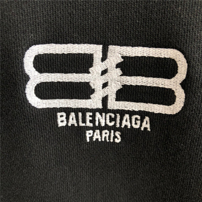 Texture and finish detail of Balenciaga luxury piece style No.471