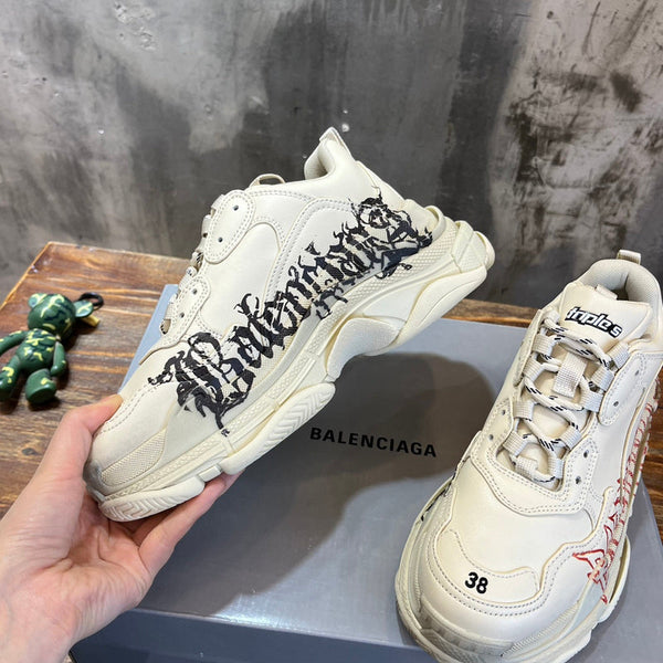 Balenciaga shoes Style 037 - side profile detail