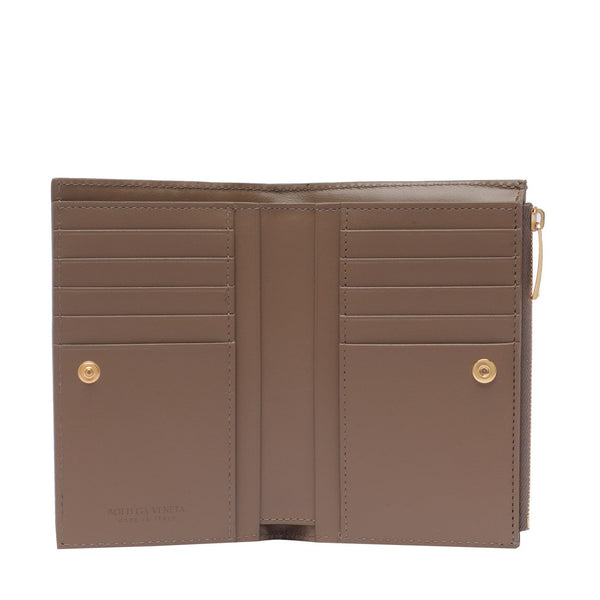 Bottega Veneta premium wallets detail and craftsmanship close-up