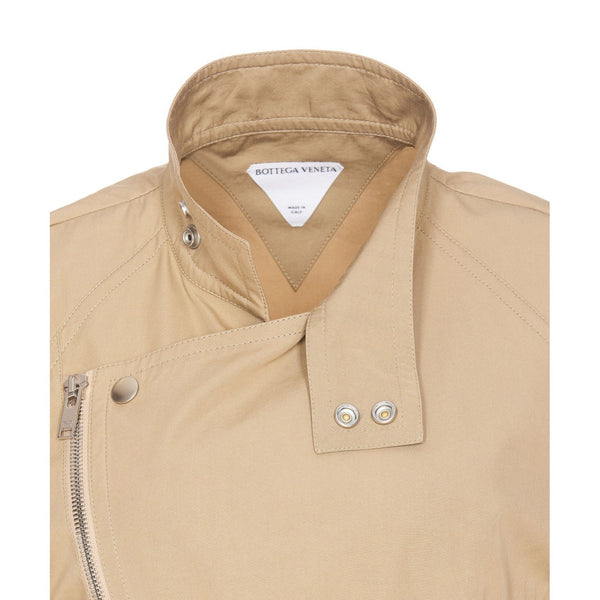 Close-up of Bottega Veneta jackets hardware and fine stitching