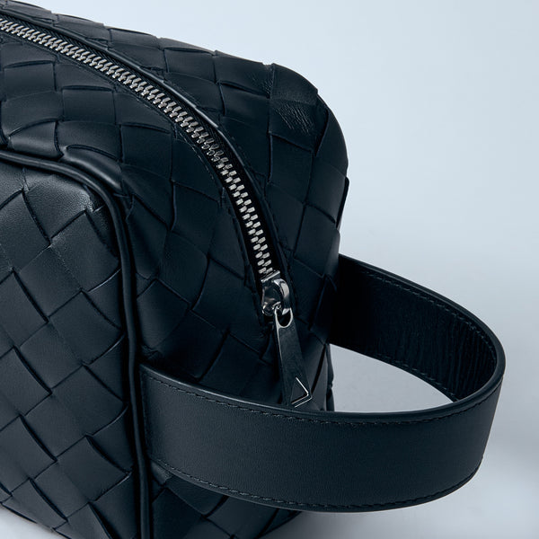 Bottega Veneta Bags? Bottega Veneta Men Intrecciato Travel Pouch Elegant Everyday Designer Handbag