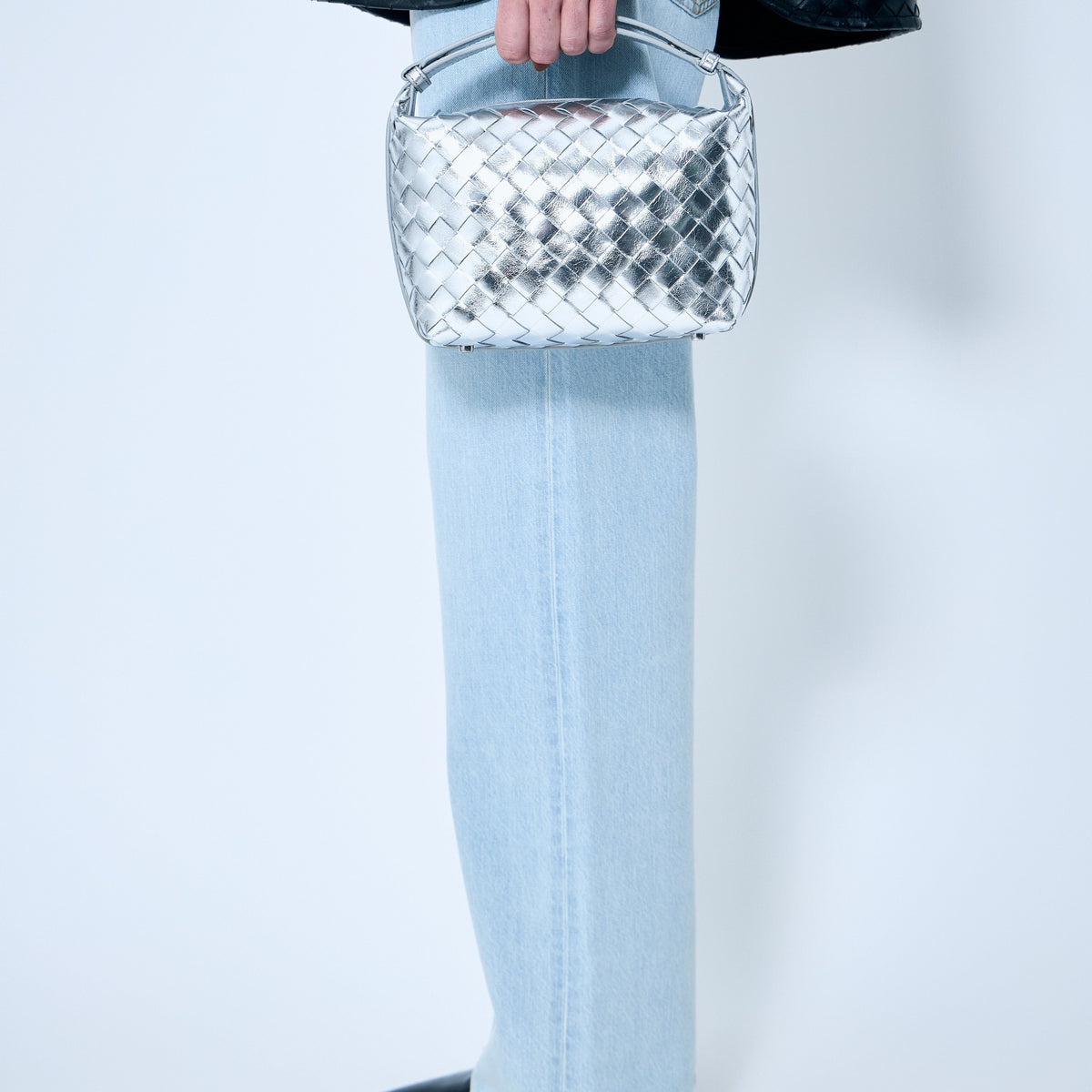 Bottega Veneta premium shoulder bags detail and craftsmanship close-up