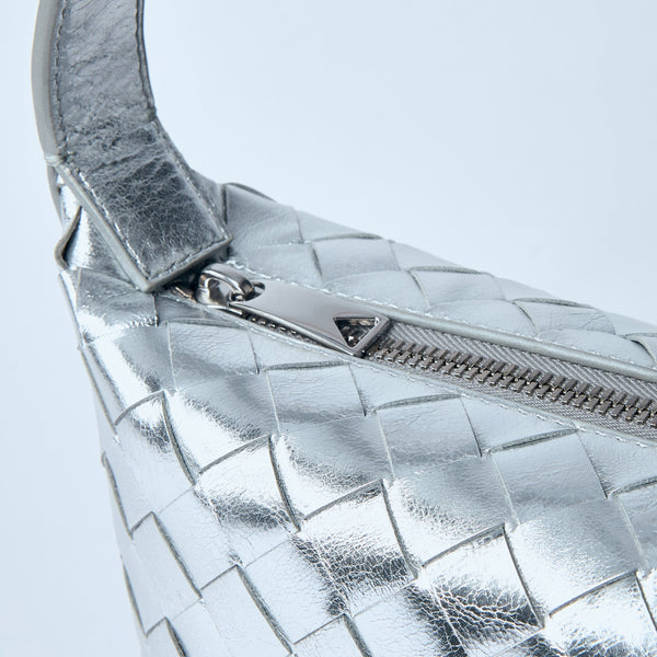 Bottega Veneta shoulder bags side profile designer luxury fashion