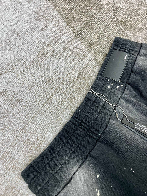 Front view of Amiri luxury piece style No.063