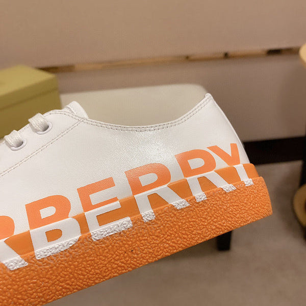 Burberry shoes Style 422 - side profile detail