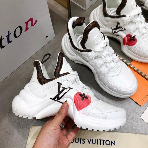 Louis Vuitton shoes Style 294 - texture and material detail