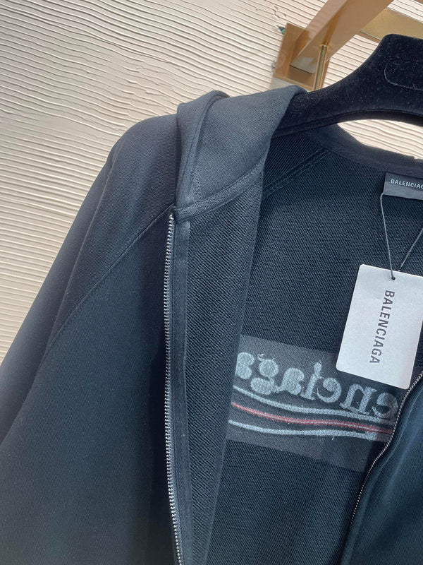 Side profile view of Balenciaga luxury piece style No.205