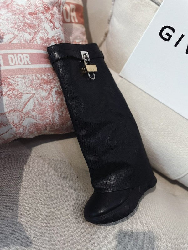 Givenchy shoes Style 173 - top view showing design