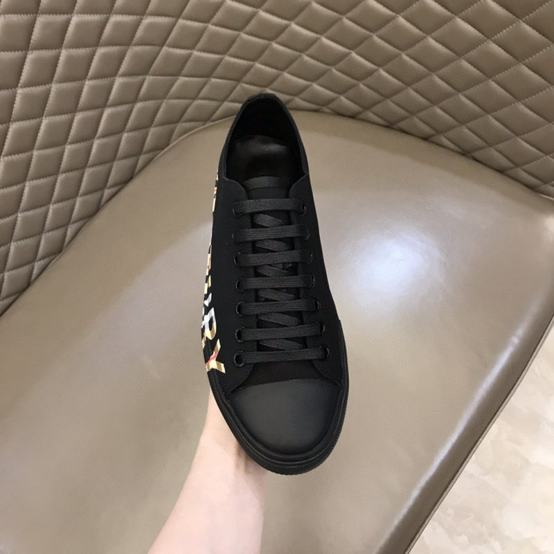 Burberry shoes Style 107 - packaging and accessories