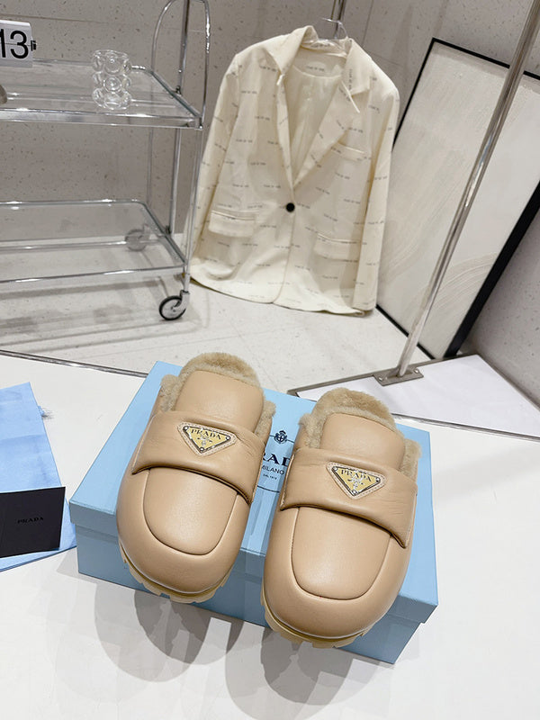 Texture and finish detail of Prada luxury piece style No.127