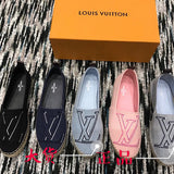Side profile view of Louis Vuitton luxury piece style No.023