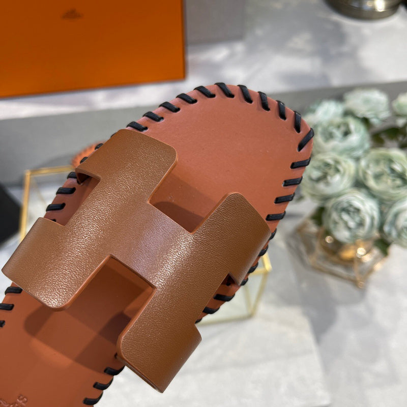 Hermes shoes Style 311 - sole and craftsmanship detail