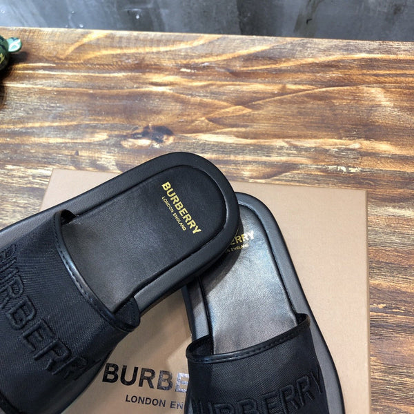 Burberry shoes Style 224 - close-up of handcrafted italian detailing