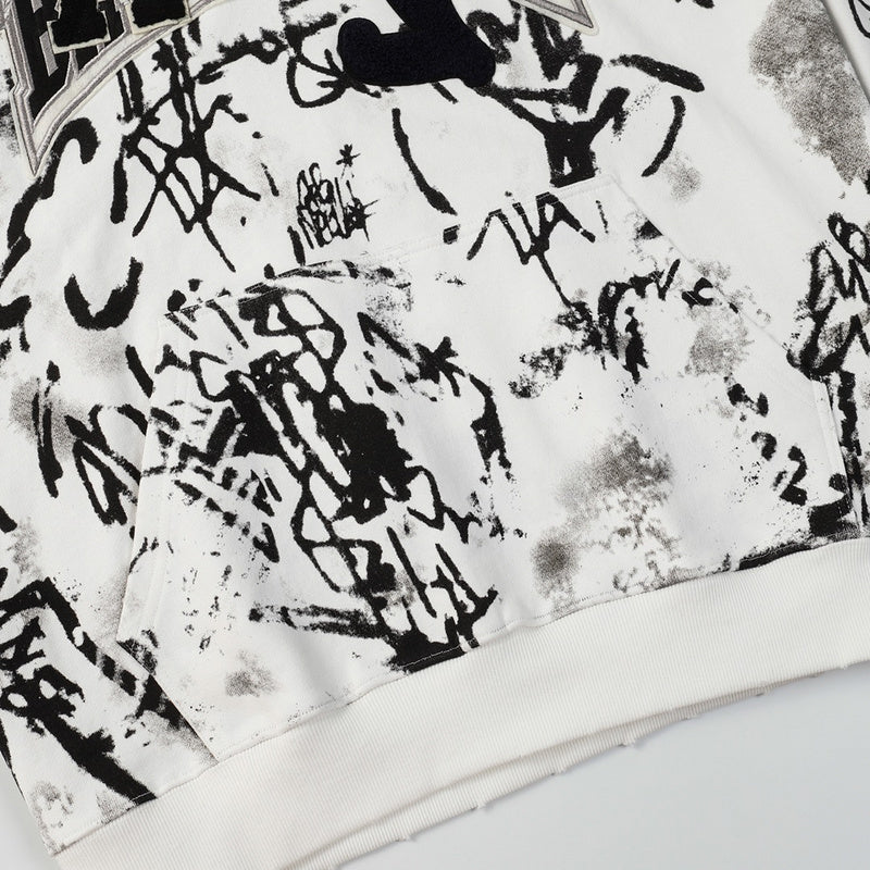 Texture and finish detail of Balenciaga luxury piece style No.084