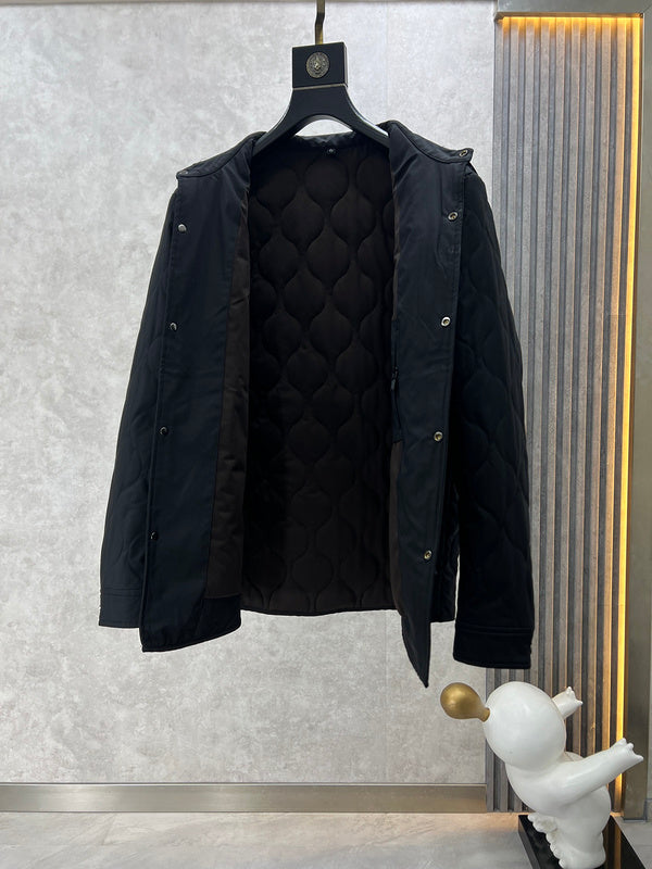 Front view of Burberry luxury piece style No.369