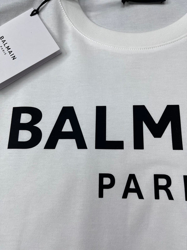 Front view of Balmain luxury piece style No.059